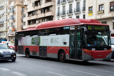 Campaña autobus UCV 